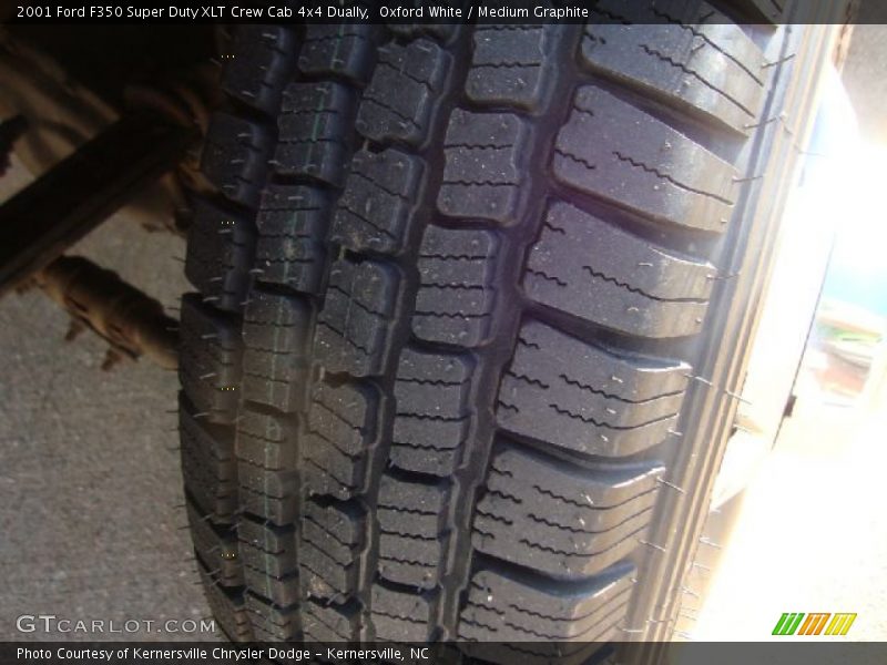 Oxford White / Medium Graphite 2001 Ford F350 Super Duty XLT Crew Cab 4x4 Dually