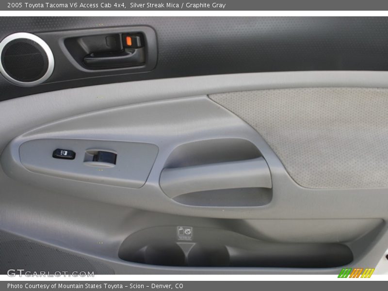 Silver Streak Mica / Graphite Gray 2005 Toyota Tacoma V6 Access Cab 4x4