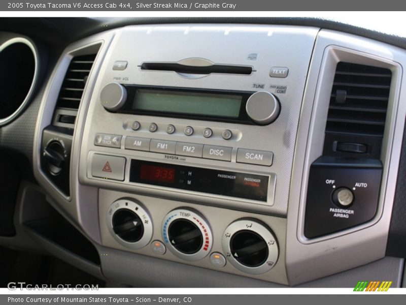 Silver Streak Mica / Graphite Gray 2005 Toyota Tacoma V6 Access Cab 4x4