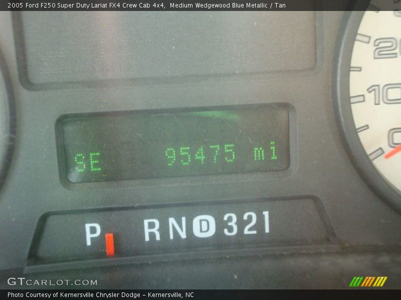 Medium Wedgewood Blue Metallic / Tan 2005 Ford F250 Super Duty Lariat FX4 Crew Cab 4x4