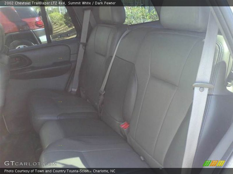 Summit White / Dark Pewter 2002 Chevrolet TrailBlazer LTZ 4x4