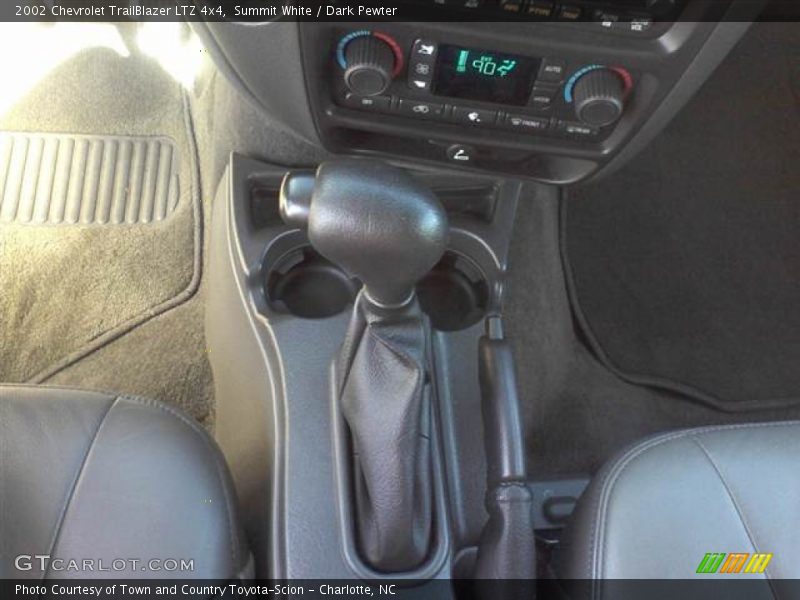 Summit White / Dark Pewter 2002 Chevrolet TrailBlazer LTZ 4x4