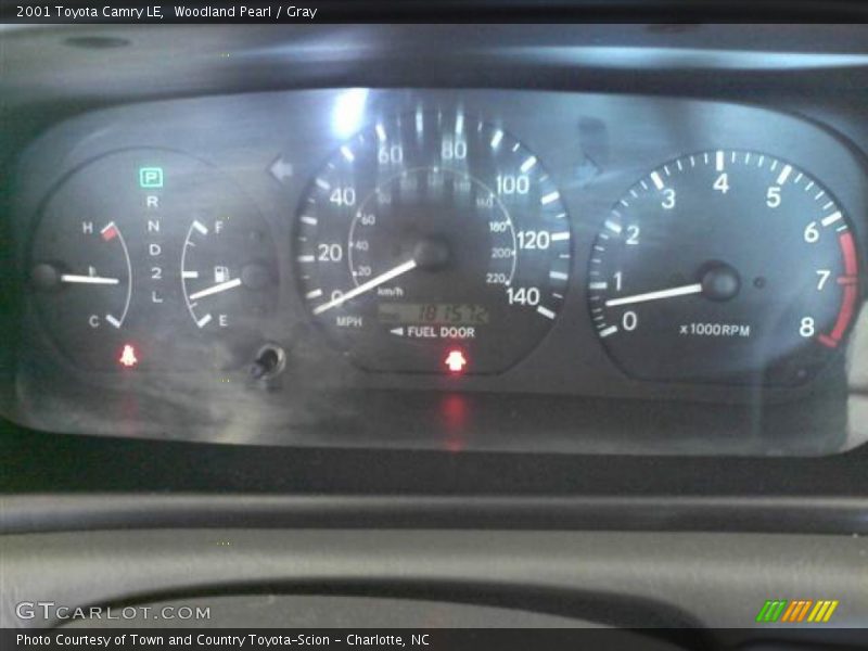 Woodland Pearl / Gray 2001 Toyota Camry LE