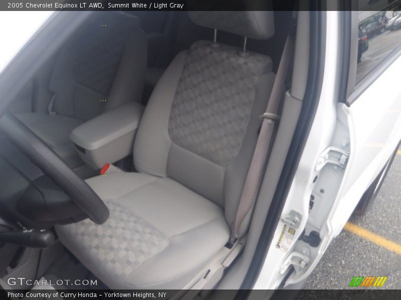 Summit White / Light Gray 2005 Chevrolet Equinox LT AWD