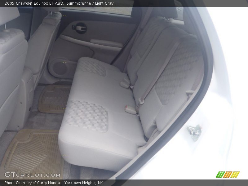 Summit White / Light Gray 2005 Chevrolet Equinox LT AWD