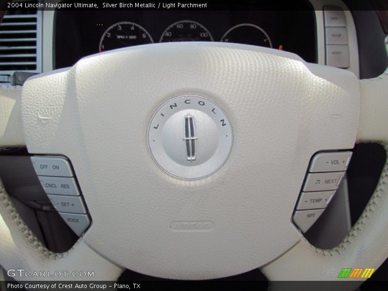 Silver Birch Metallic / Light Parchment 2004 Lincoln Navigator Ultimate