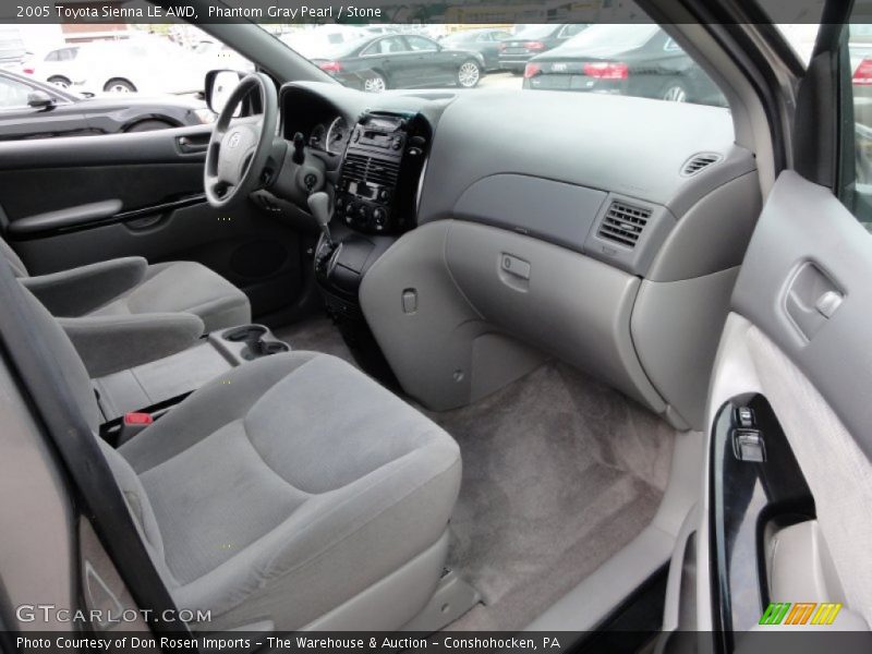  2005 Sienna LE AWD Stone Interior