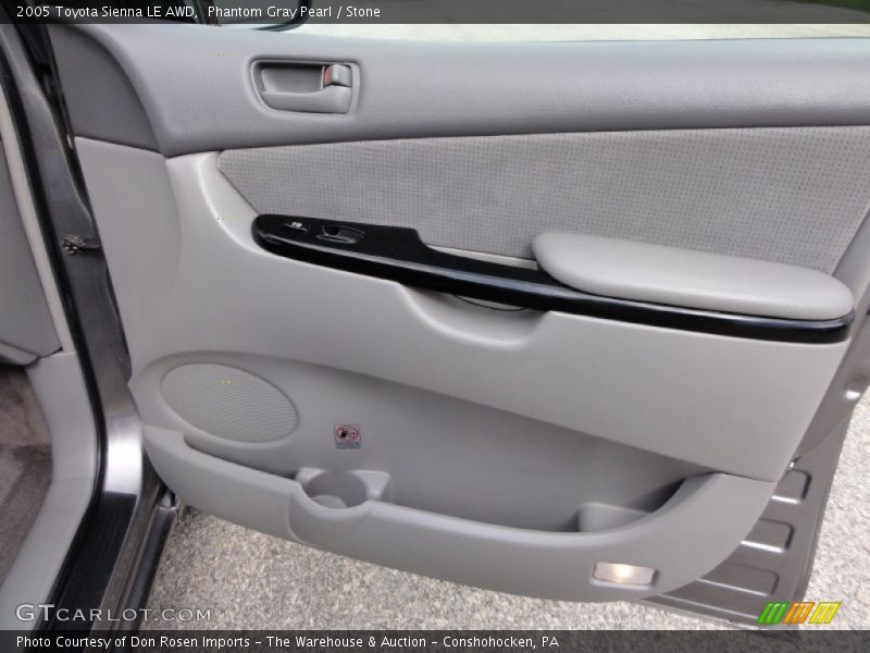 Door Panel of 2005 Sienna LE AWD