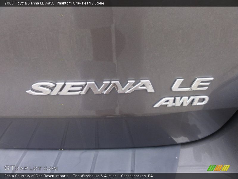  2005 Sienna LE AWD Logo