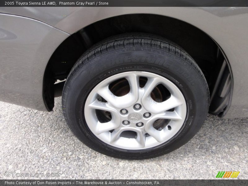  2005 Sienna LE AWD Wheel