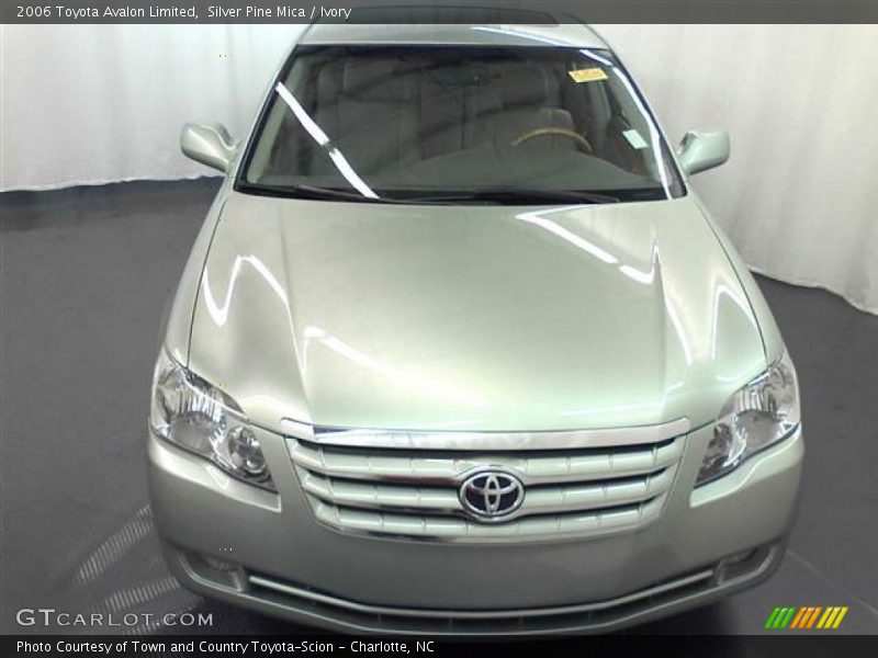 Silver Pine Mica / Ivory 2006 Toyota Avalon Limited