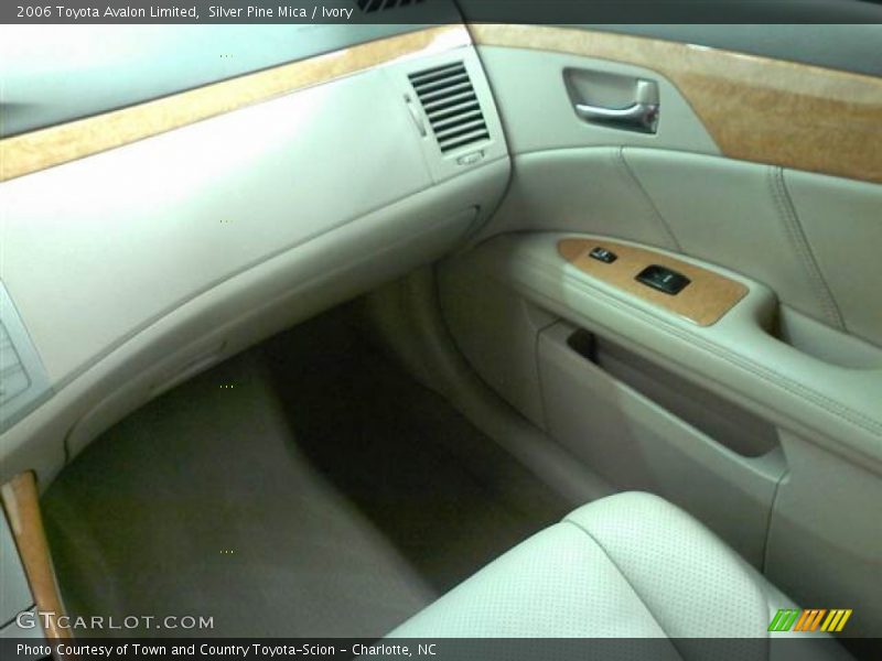 Silver Pine Mica / Ivory 2006 Toyota Avalon Limited