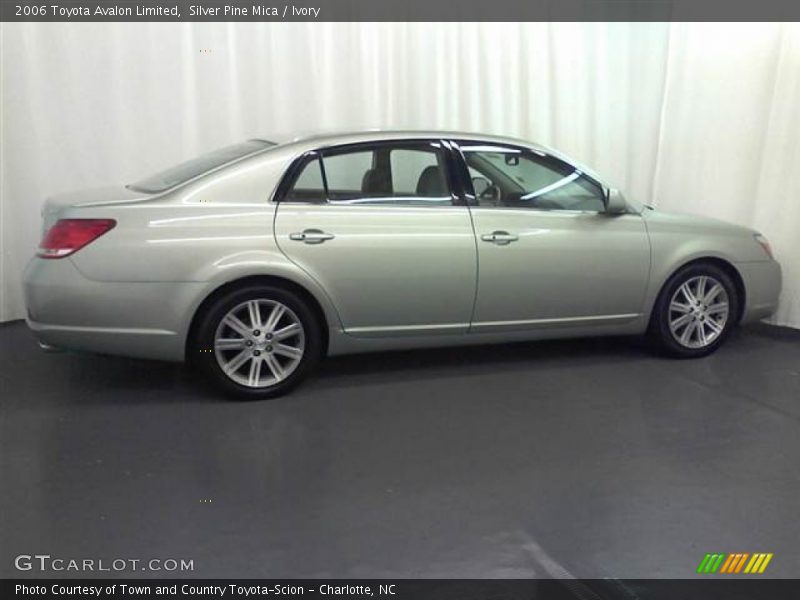 Silver Pine Mica / Ivory 2006 Toyota Avalon Limited