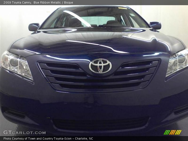 Blue Ribbon Metallic / Bisque 2009 Toyota Camry