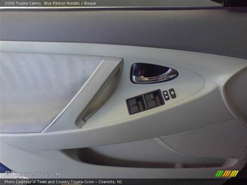 Blue Ribbon Metallic / Bisque 2009 Toyota Camry