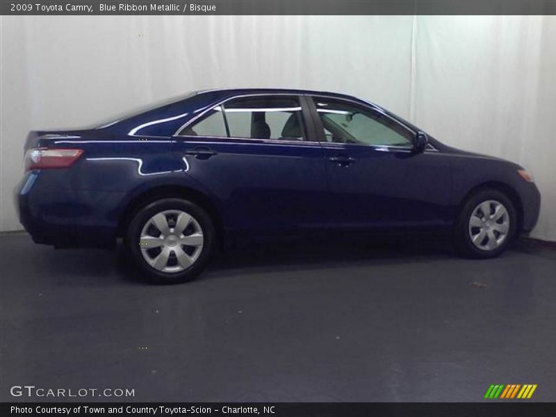 Blue Ribbon Metallic / Bisque 2009 Toyota Camry