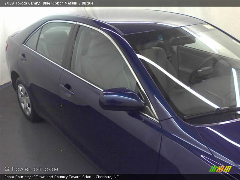 Blue Ribbon Metallic / Bisque 2009 Toyota Camry
