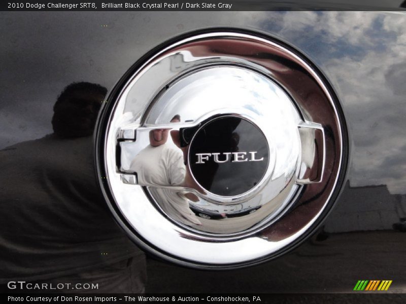  2010 Challenger SRT8 Logo