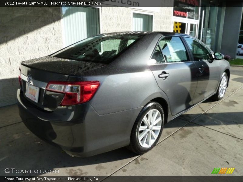 Magnetic Gray Metallic / Ash 2012 Toyota Camry XLE