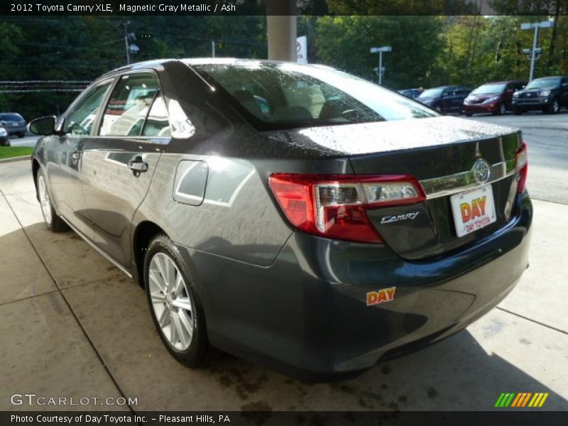 Magnetic Gray Metallic / Ash 2012 Toyota Camry XLE