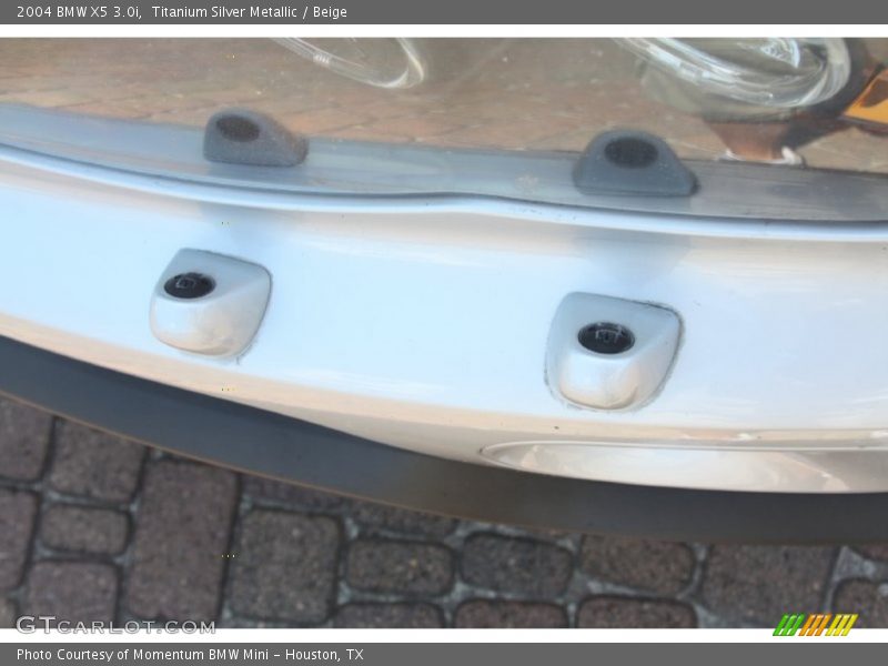 Titanium Silver Metallic / Beige 2004 BMW X5 3.0i
