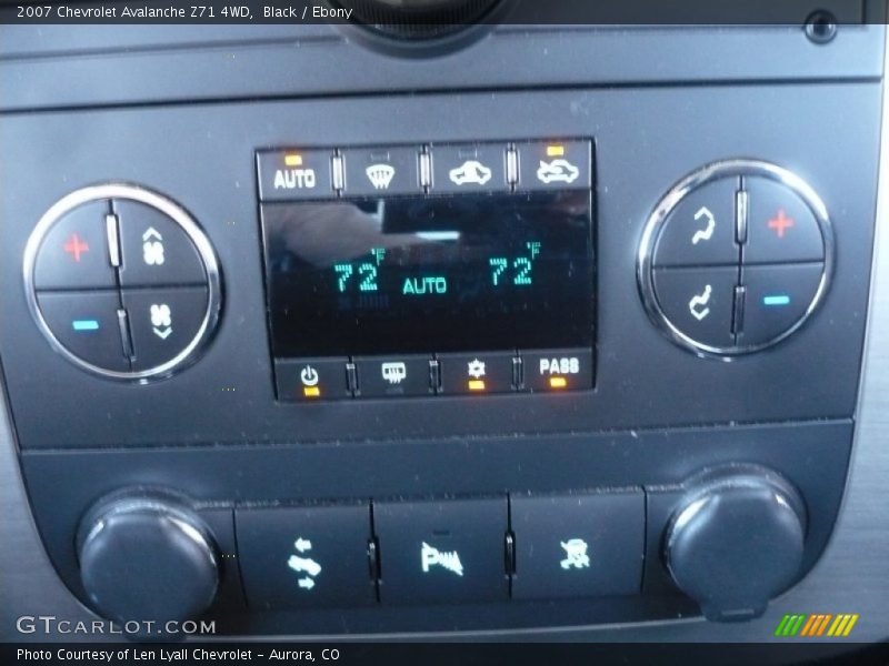 Black / Ebony 2007 Chevrolet Avalanche Z71 4WD