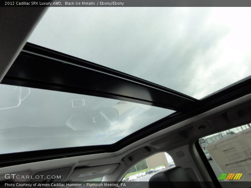 Sunroof of 2012 SRX Luxury AWD