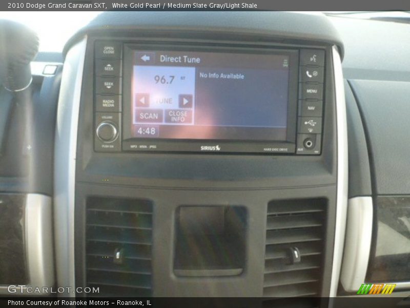White Gold Pearl / Medium Slate Gray/Light Shale 2010 Dodge Grand Caravan SXT