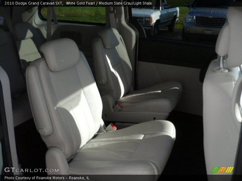 White Gold Pearl / Medium Slate Gray/Light Shale 2010 Dodge Grand Caravan SXT