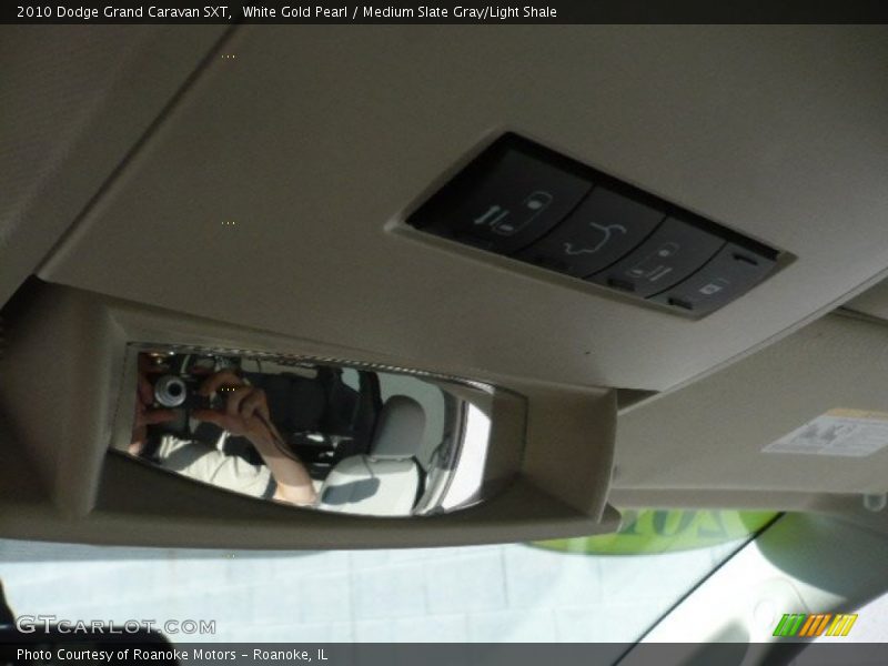 White Gold Pearl / Medium Slate Gray/Light Shale 2010 Dodge Grand Caravan SXT
