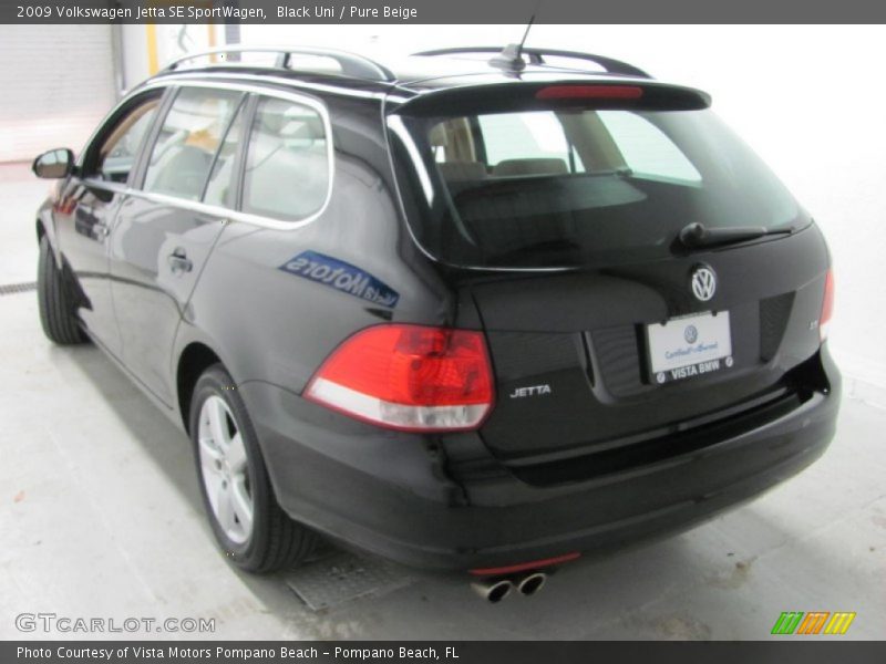 Black Uni / Pure Beige 2009 Volkswagen Jetta SE SportWagen