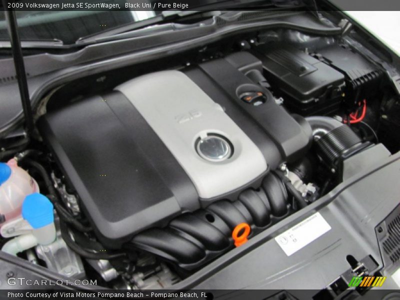 Black Uni / Pure Beige 2009 Volkswagen Jetta SE SportWagen