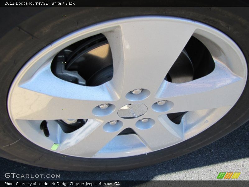 White / Black 2012 Dodge Journey SE
