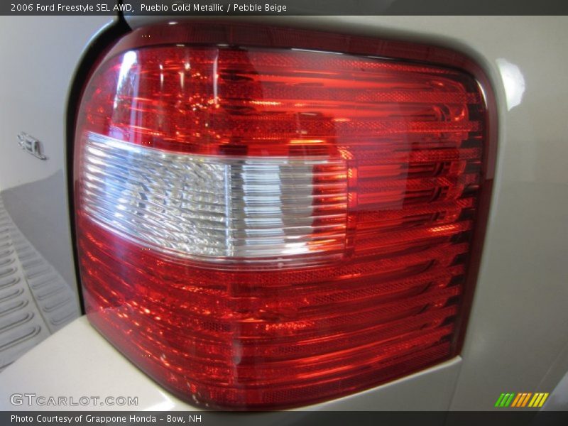 Pueblo Gold Metallic / Pebble Beige 2006 Ford Freestyle SEL AWD