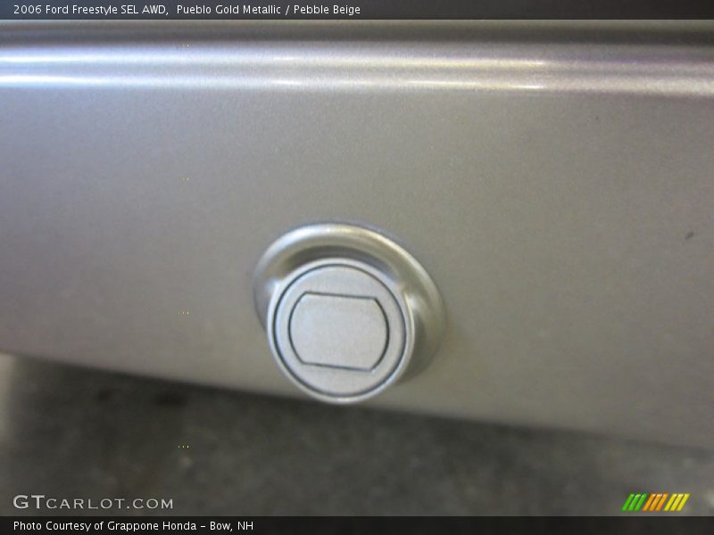 Pueblo Gold Metallic / Pebble Beige 2006 Ford Freestyle SEL AWD