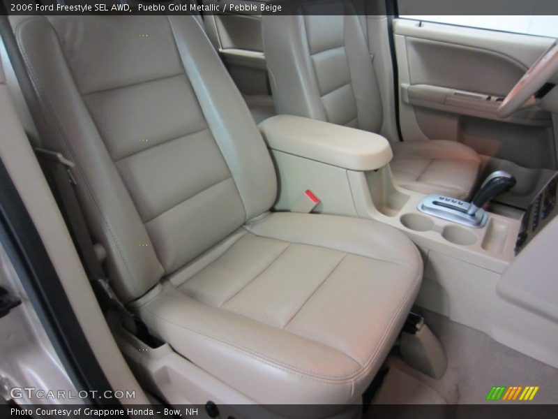 Pueblo Gold Metallic / Pebble Beige 2006 Ford Freestyle SEL AWD