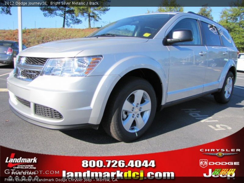 Bright Silver Metallic / Black 2012 Dodge Journey SE