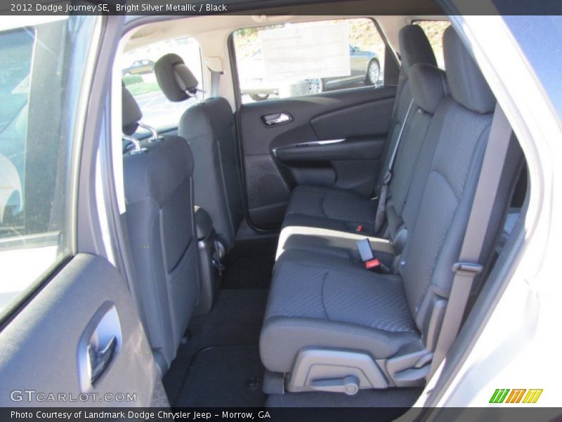 Bright Silver Metallic / Black 2012 Dodge Journey SE