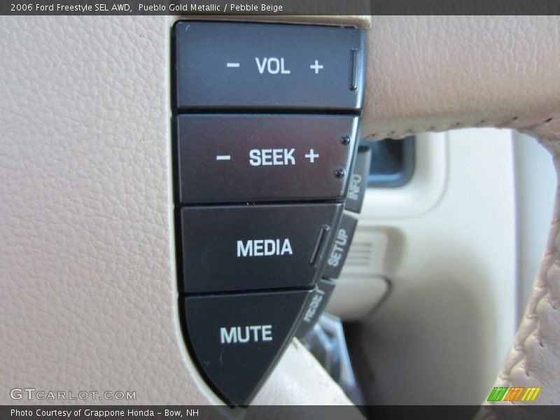 Pueblo Gold Metallic / Pebble Beige 2006 Ford Freestyle SEL AWD