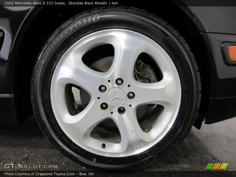 Obsidian Black Metallic / Ash 2002 Mercedes-Benz E 320 Sedan