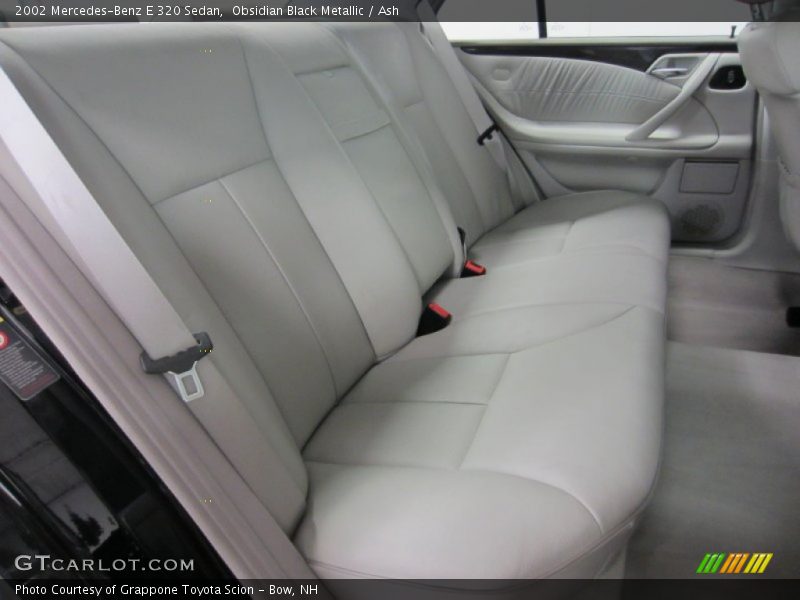 Obsidian Black Metallic / Ash 2002 Mercedes-Benz E 320 Sedan