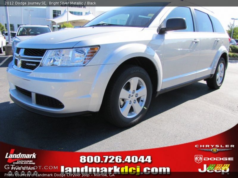 Bright Silver Metallic / Black 2012 Dodge Journey SE