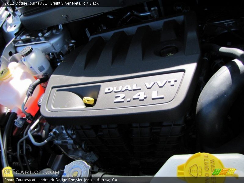 Bright Silver Metallic / Black 2012 Dodge Journey SE