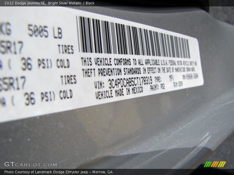 Bright Silver Metallic / Black 2012 Dodge Journey SE