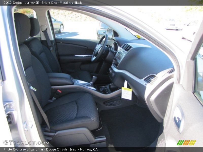 Bright Silver Metallic / Black 2012 Dodge Journey SE