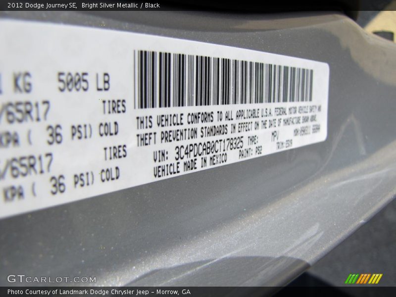 Bright Silver Metallic / Black 2012 Dodge Journey SE