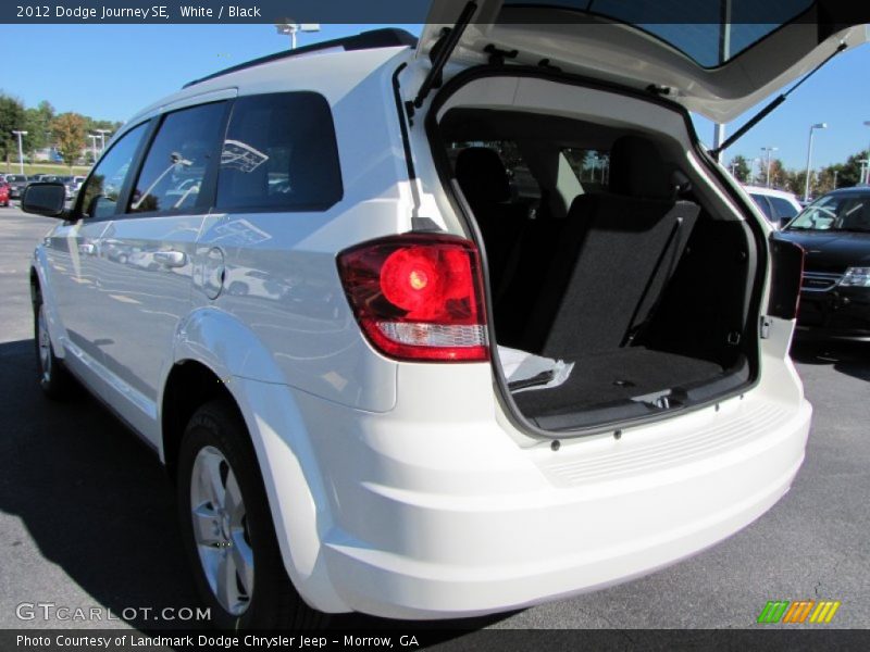 White / Black 2012 Dodge Journey SE