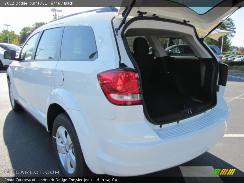 White / Black 2012 Dodge Journey SE