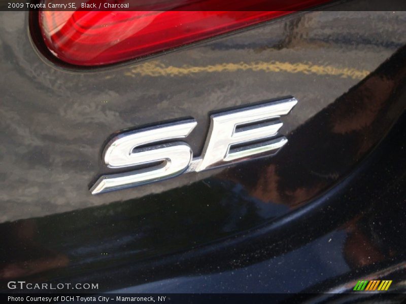 Black / Charcoal 2009 Toyota Camry SE