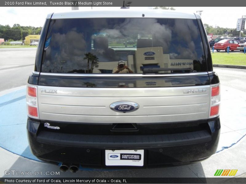 Tuxedo Black / Medium Light Stone 2010 Ford Flex Limited